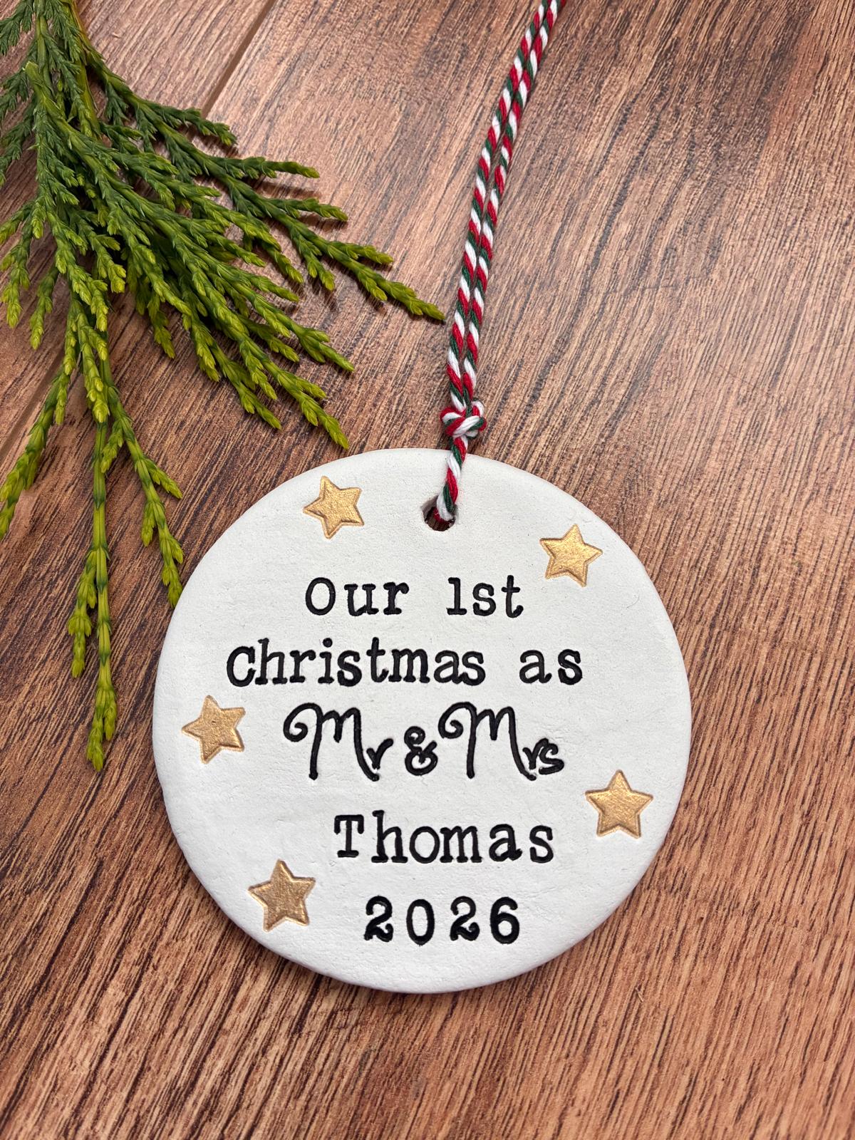 Personalised Our 1st Christmas as Mr & Mrs Tree Hanging Keepsake, Newlywed Christmas Ornament, Wedding Keepsake, First Christmas Together